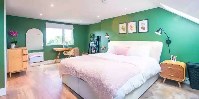 Hip to gable loft conversion bedroom